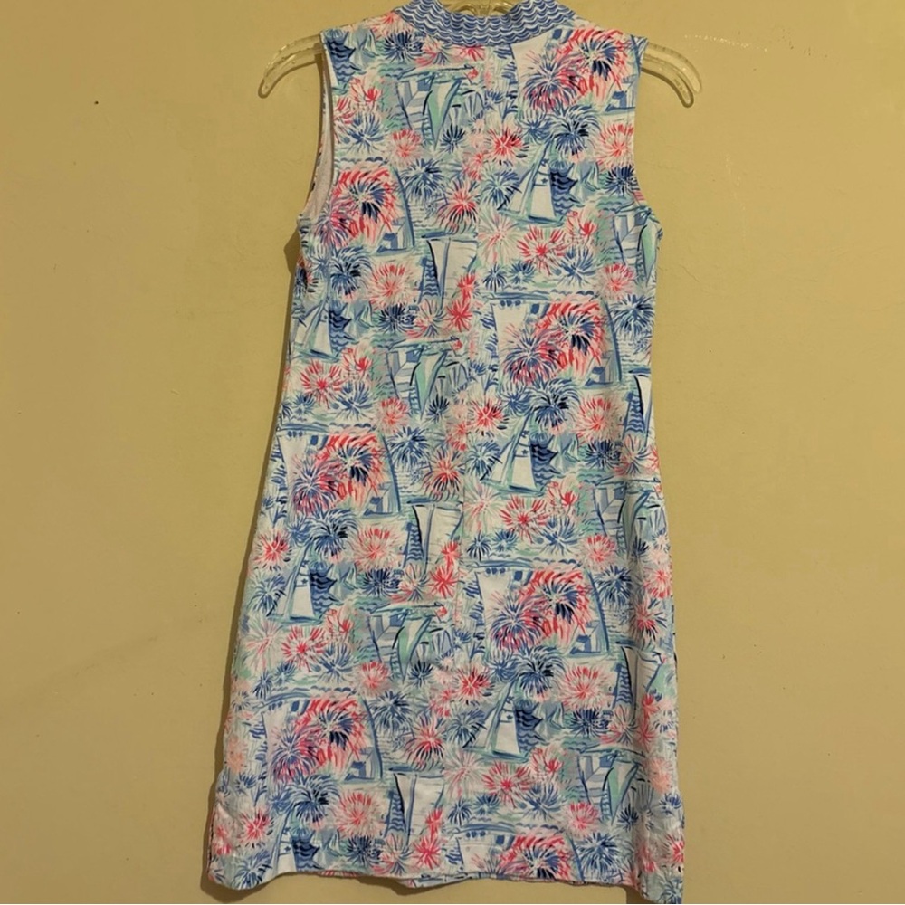 Lilly Pulitzer Larsen
Shift Dress Sea to Shining Sea Shift Dress XS - Picture 4 of 6